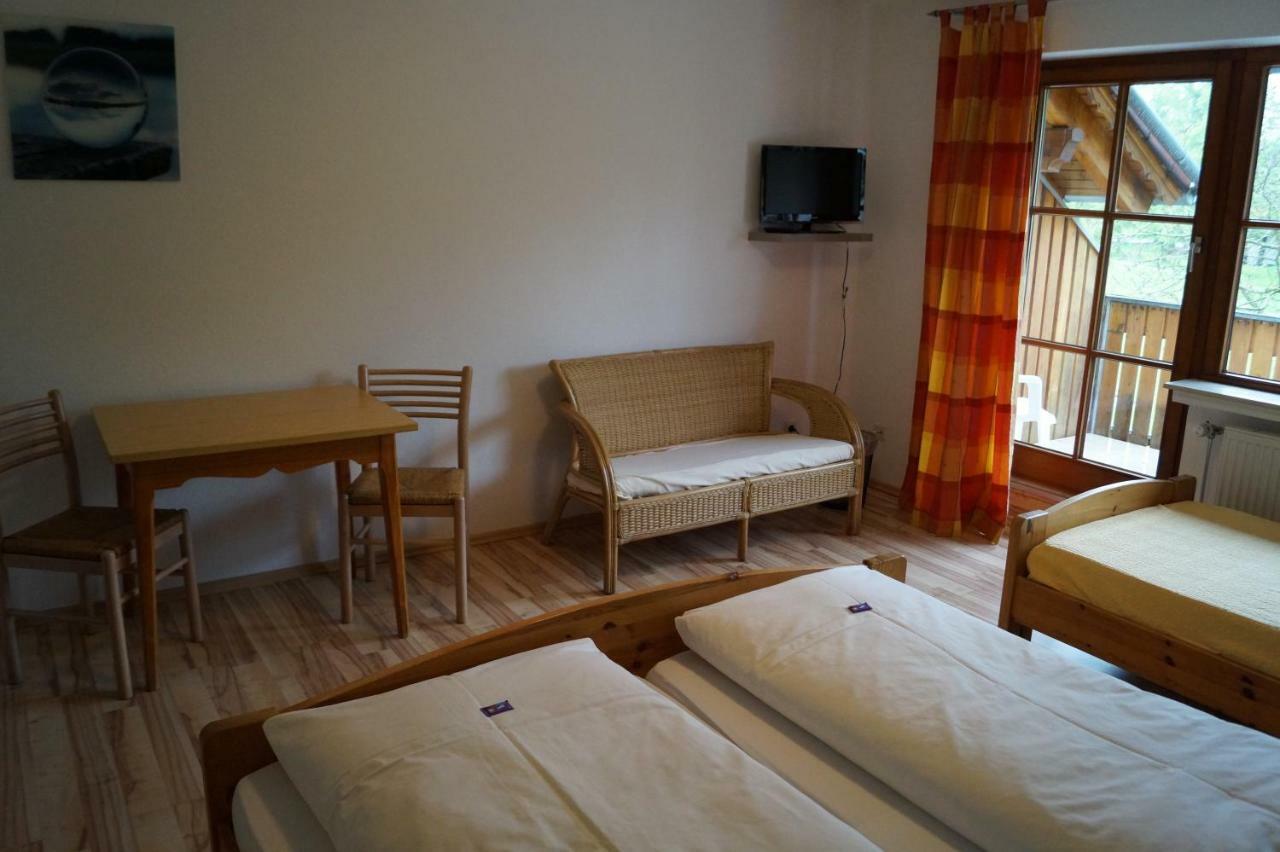 Gaestehaus Zur Muehle Dehm ฟรีดริชส์ฮาเฟน ภายนอก รูปภาพ